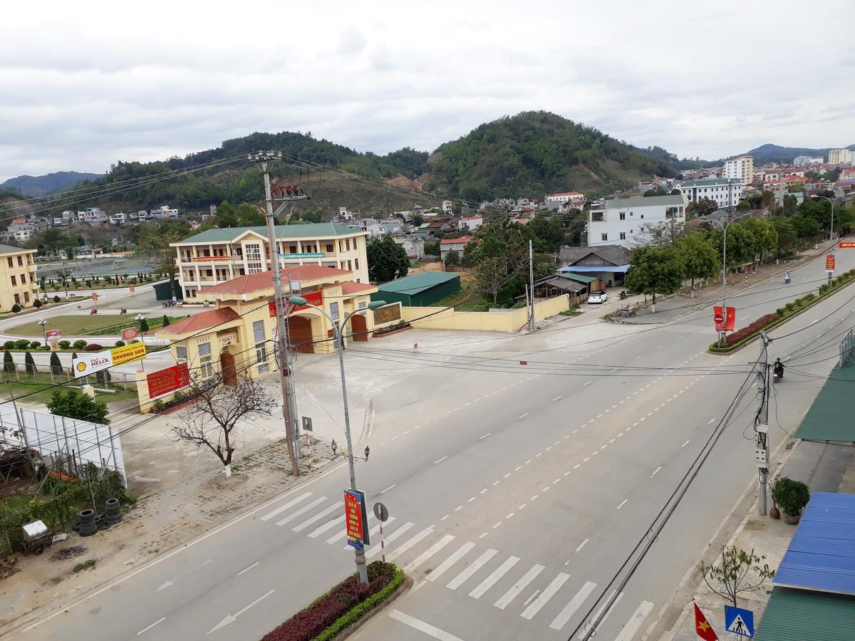 Motel Khach San Hung Van - Bac Kan City Exterior foto